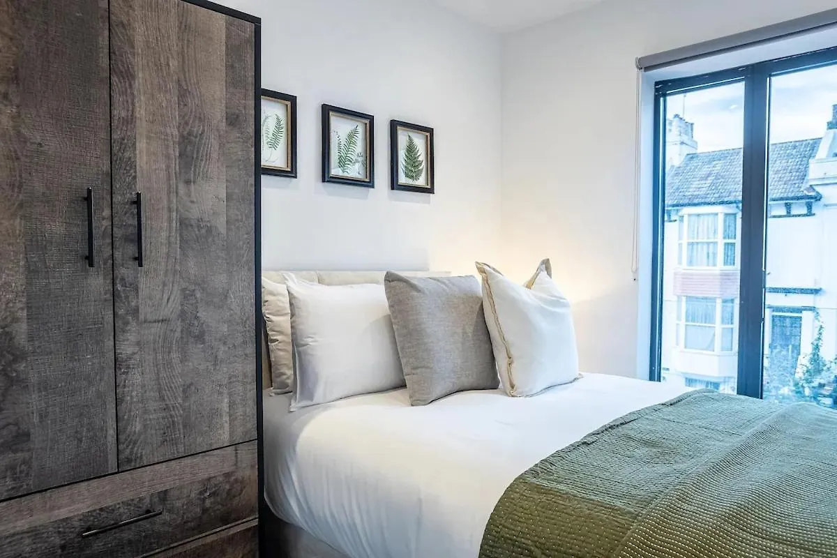 Amazing 2 Bedroom Flat Next To Brighton Station Sleep 6 Guests Rhf 0*,  United Kingdom